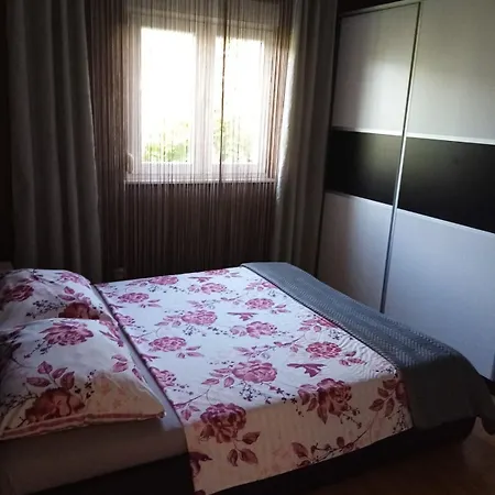 Apartment Andric Kastela