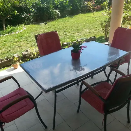 Apartment Andric Kastela